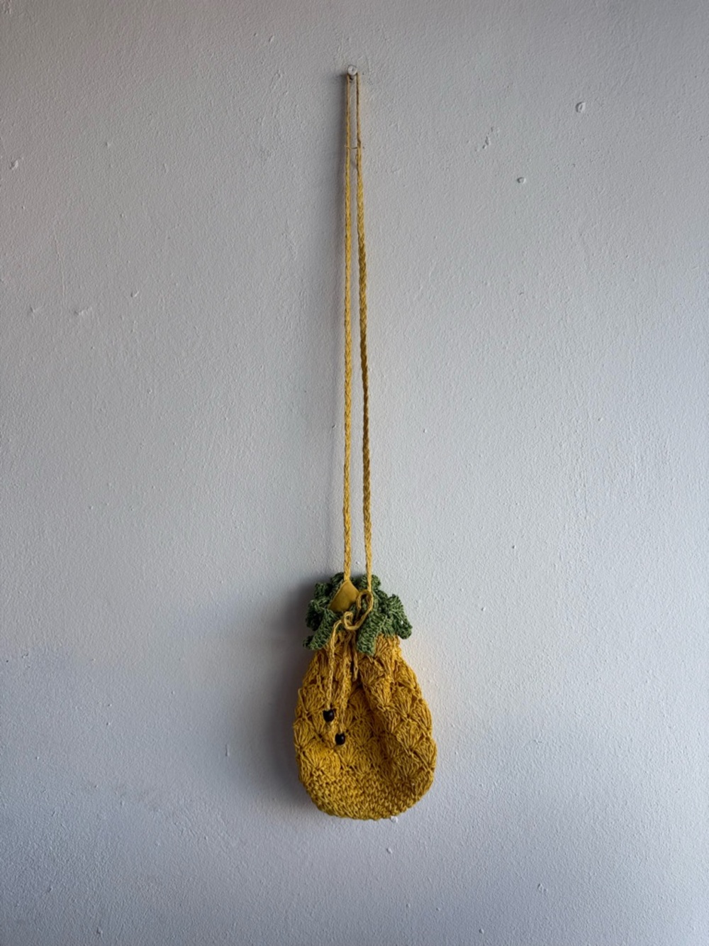 Pineapple Straw Drawstring Bag Woven Crossbody Yellow Green Novelty Fruit Purse - Picture 1 of 10